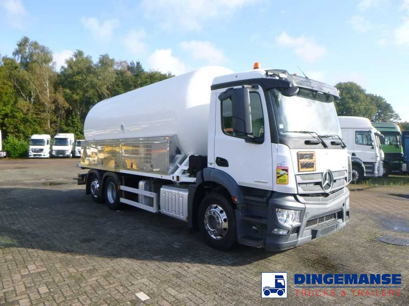 Mercedes-Benz Antos 2635 6x2 gas tank 28 m3 - 罐车:图2 Mercedes-Benz Antos 2635 6x2 gas tank 28 m3 - 罐车:图2