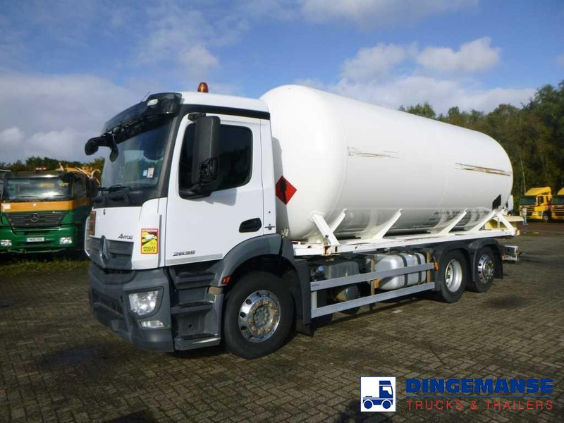Mercedes-Benz Antos 2635 6x2 gas tank 28 m3 - 罐车:图1 Mercedes-Benz Antos 2635 6x2 gas tank 28 m3 - 罐车:图1
