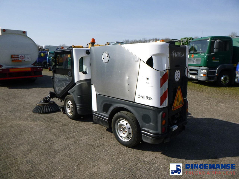 Nilfisk City Ranger CR3500 sweeper - 道路清扫机:图3 Nilfisk City Ranger CR3500 sweeper - 道路清扫机:图3