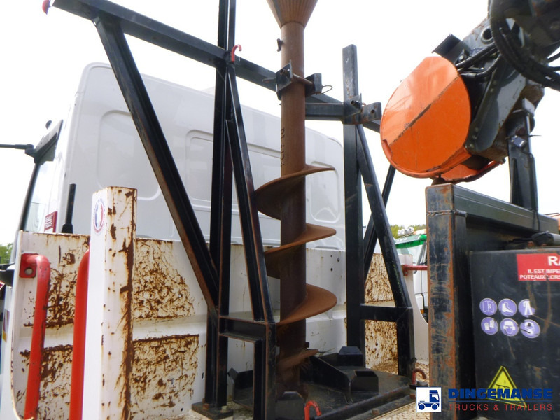 钻机 Renault D 240 DTI 4x2 + Risa G2T drilling installation：图14