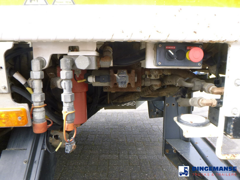 钻机 Renault D 240 DTI 4x2 + Risa G2T drilling installation：图13