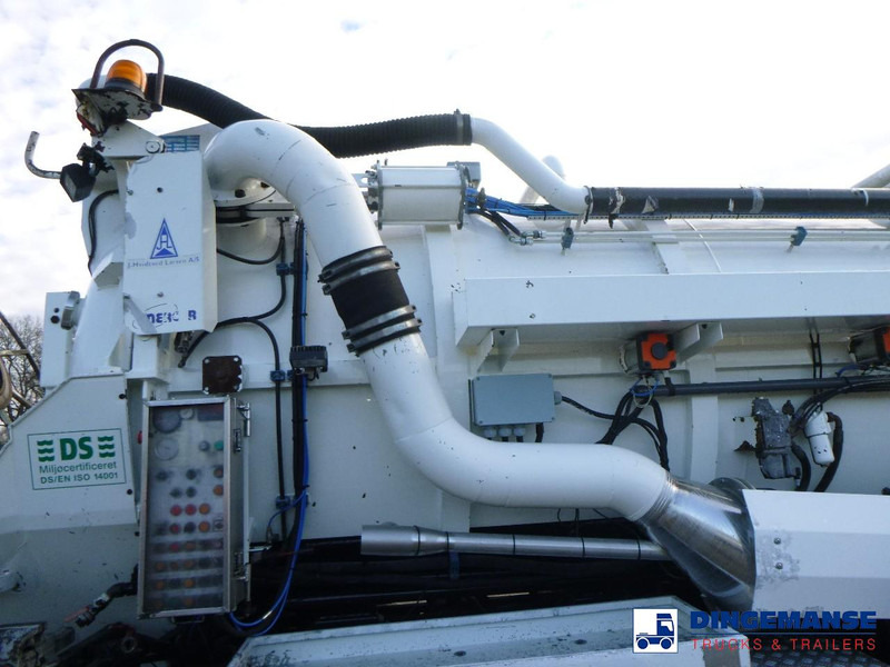 Scania P124-420 6x2 vacuum tank 10.5 m3 - 真空车:图5 Scania P124-420 6x2 vacuum tank 10.5 m3 - 真空车:图5