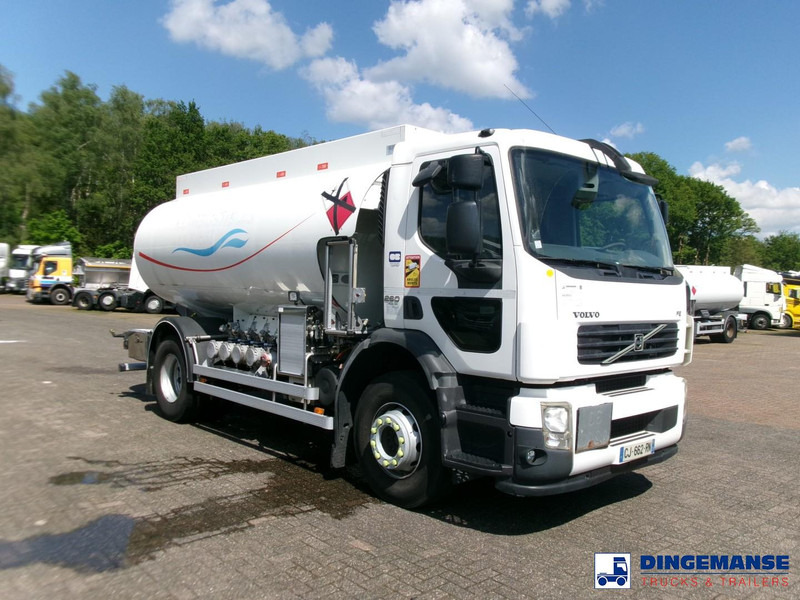 Volvo FE 260 4x2 dxi fuel tank 13.3 m3 / 4 comp / ADR 21-06-2024 - 罐车:图2 Volvo FE 260 4x2 dxi fuel tank 13.3 m3 / 4 comp / ADR 21-06-2024 - 罐车:图2