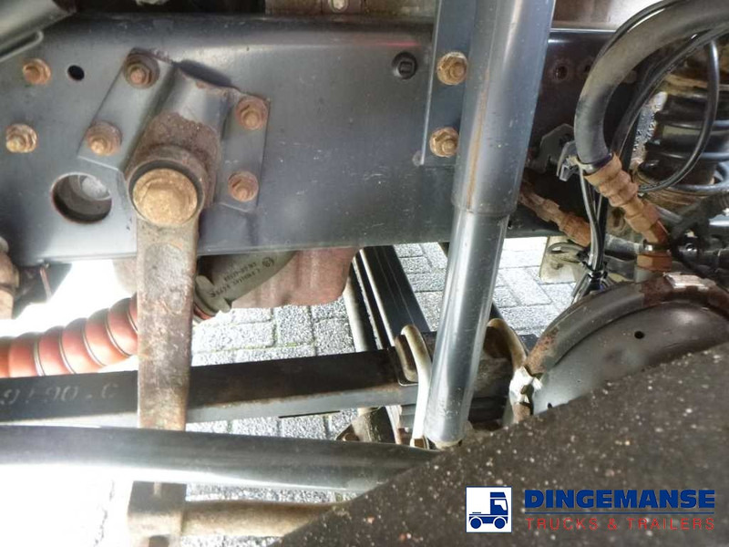 罐车 Volvo FL 260 4x2 gas tank 13.9 m3：图11