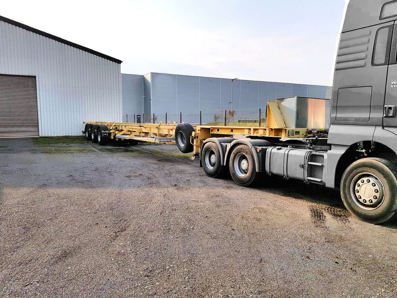 Goldhofer 3-Achs SPZ-DL3-38/80 Spezial 20,5meter + 3xLenk - 低装载半拖车:图1 Goldhofer 3-Achs SPZ-DL3-38/80 Spezial 20,5meter + 3xLenk - 低装载半拖车:图1