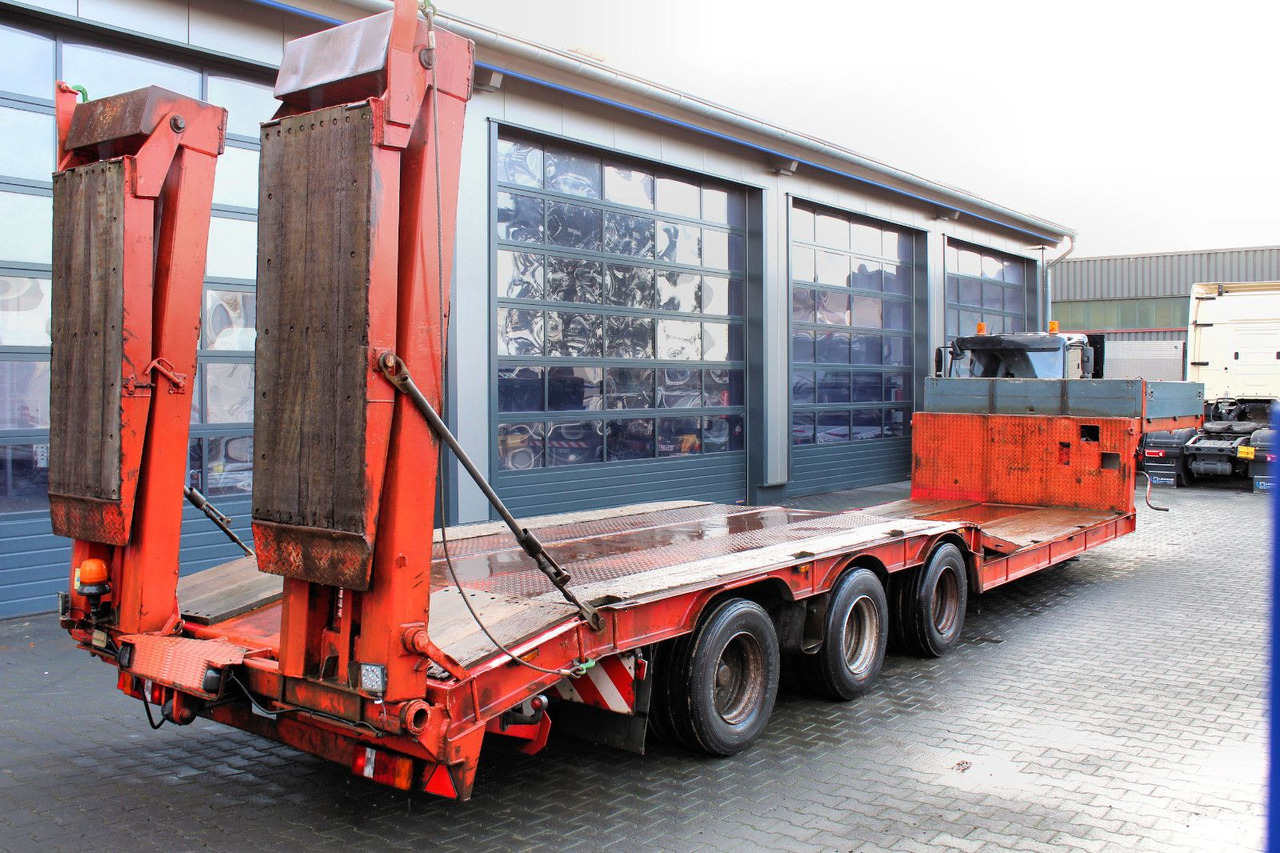 Langendorf 3-Achs SATBUE30-37 Tiefbett Tieflader+Rampen+TÜV - 低装载半拖车:图4 Langendorf 3-Achs SATBUE30-37 Tiefbett Tieflader+Rampen+TÜV - 低装载半拖车:图4