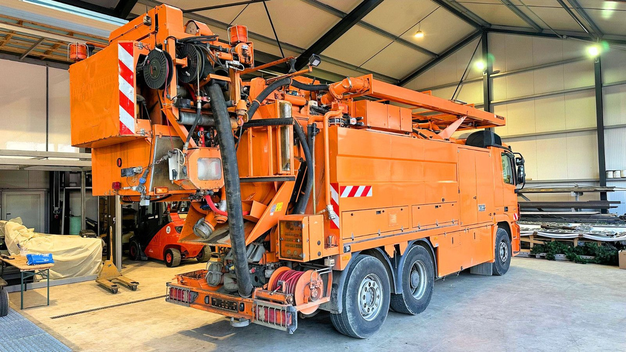 Mercedes-Benz Actros 2546 Müller 13m³ Canalmaster WRG-Recyclin - 真空车:图1 Mercedes-Benz Actros 2546 Müller 13m³ Canalmaster WRG-Recyclin - 真空车:图1