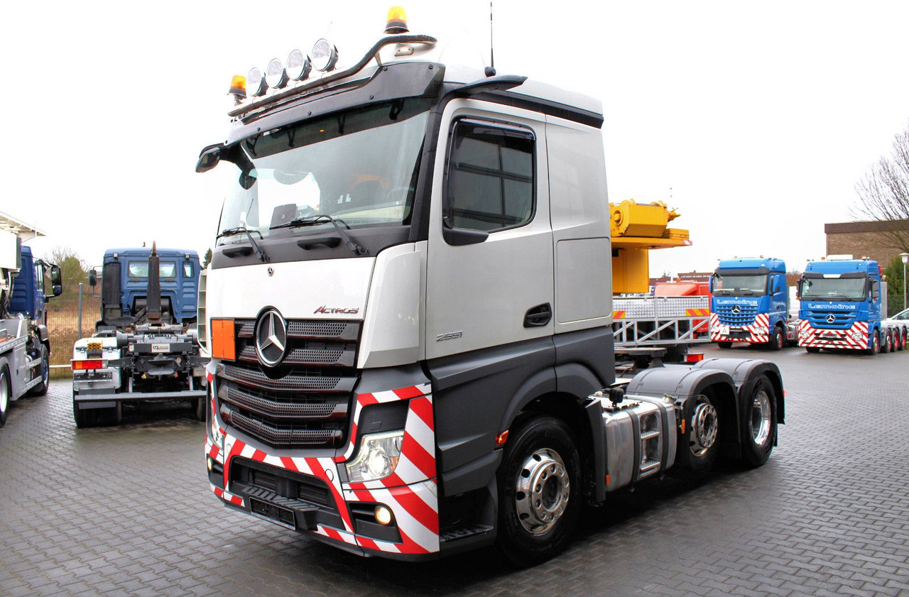Mercedes-Benz Actros 2551 6x2 BigSpace 68 to Schwerlast + LIFT - 牵引车:图2 Mercedes-Benz Actros 2551 6x2 BigSpace 68 to Schwerlast + LIFT - 牵引车:图2