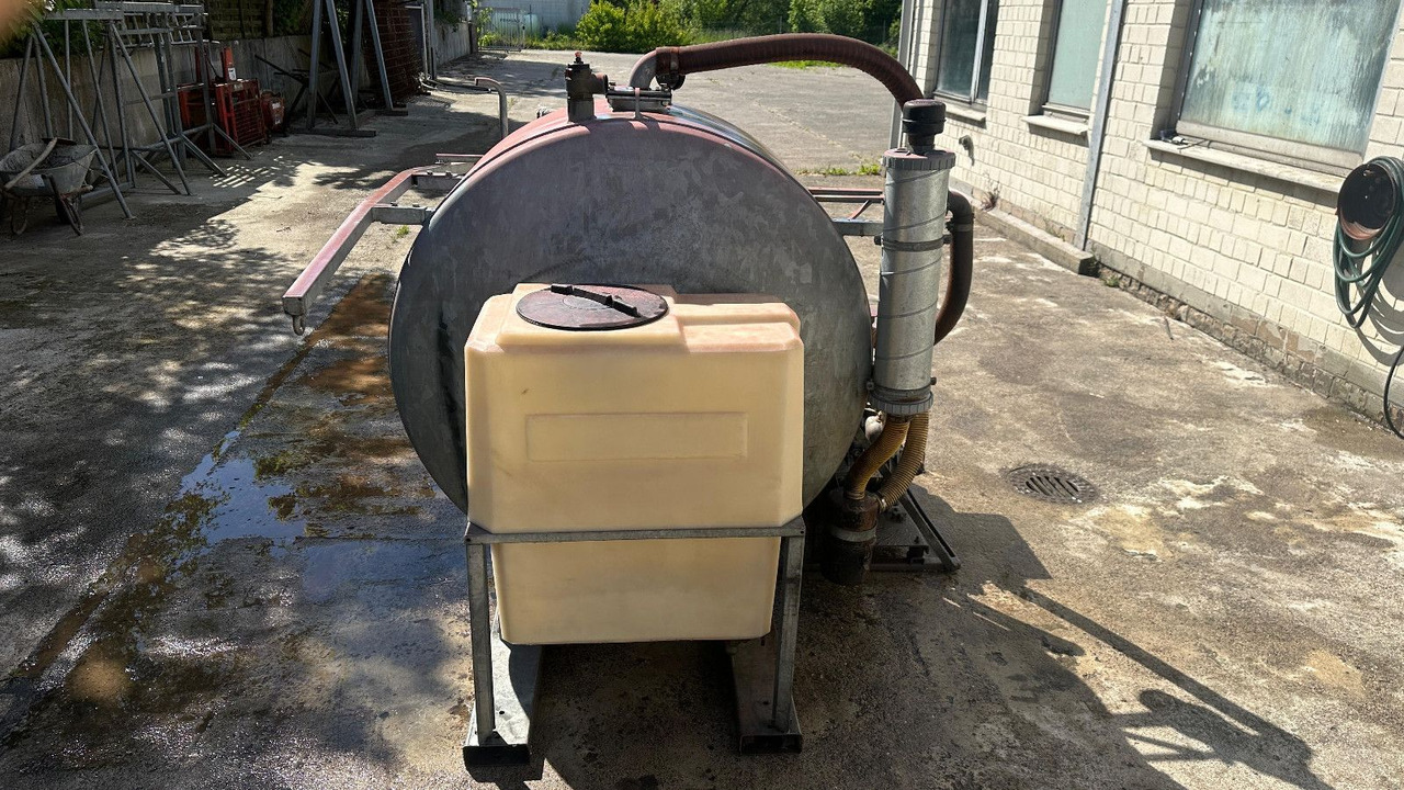 Saug-Druck fass Flexi  + 2 Frisch-Wassertaschen - 真空车:图4 Saug-Druck fass Flexi  + 2 Frisch-Wassertaschen - 真空车:图4