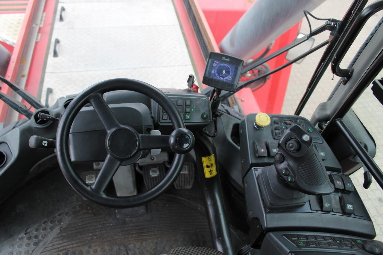 Kalmar DRG450-65S5 - 前移式堆垛机:图4 Kalmar DRG450-65S5 - 前移式堆垛机:图4