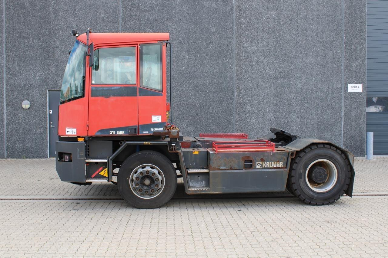 Kalmar TT618I - 码头牵引车:图1 Kalmar TT618I - 码头牵引车:图1