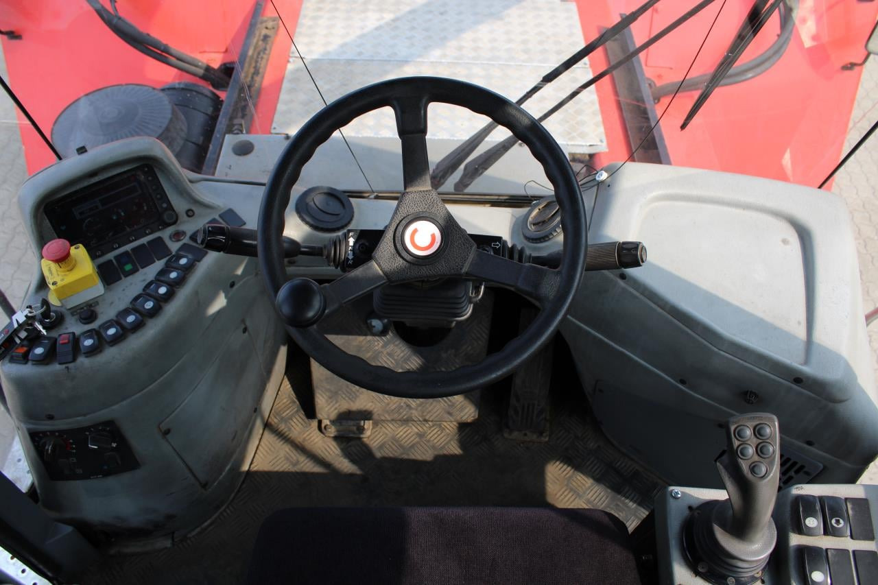 SMV 108 TB6 - 前移式堆垛机:图4 SMV 108 TB6 - 前移式堆垛机:图4