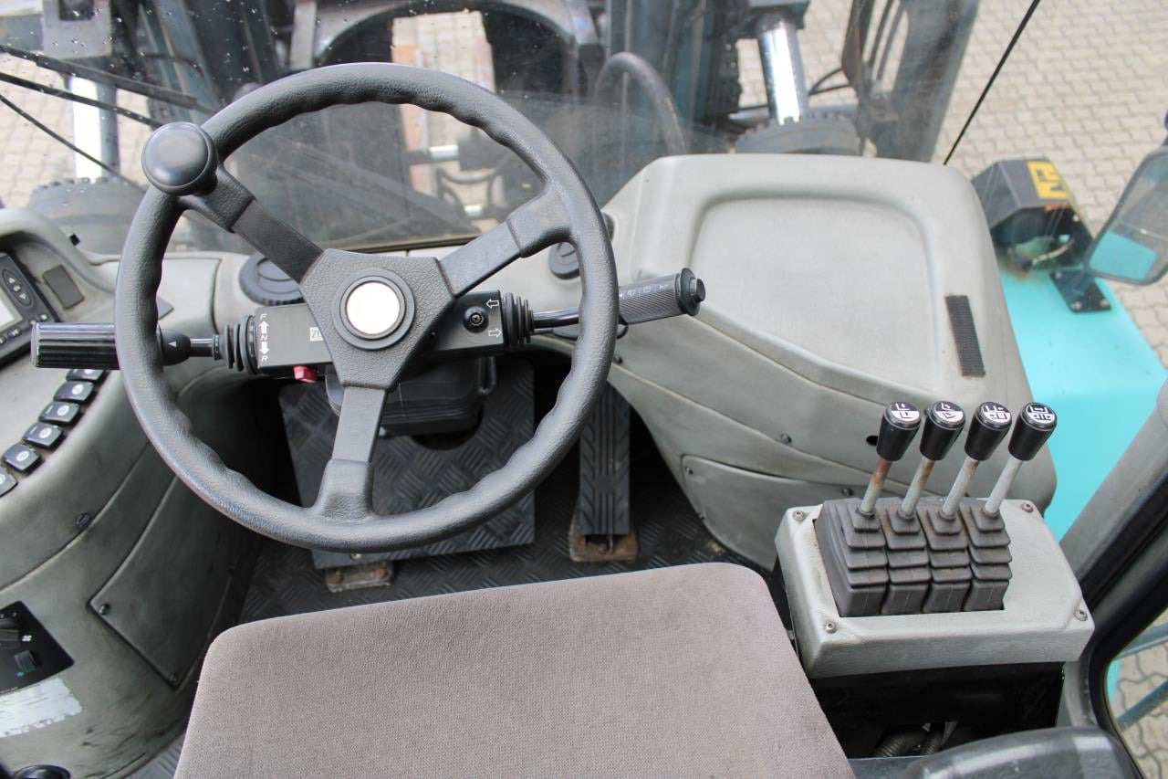 SMV SL25-1200B - 柴油叉车:图4 SMV SL25-1200B - 柴油叉车:图4