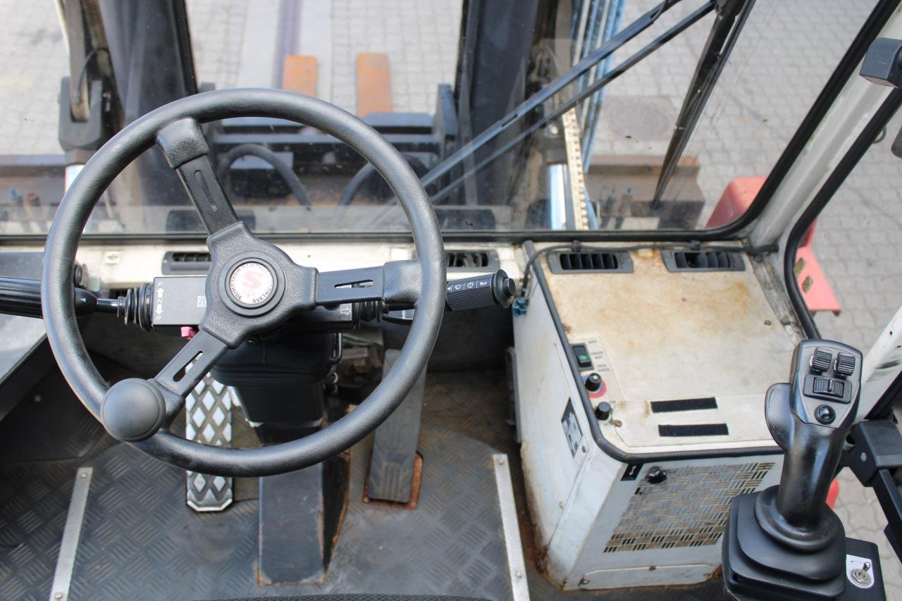 SveTruck 1560 - 柴油叉车:图4 SveTruck 1560 - 柴油叉车:图4