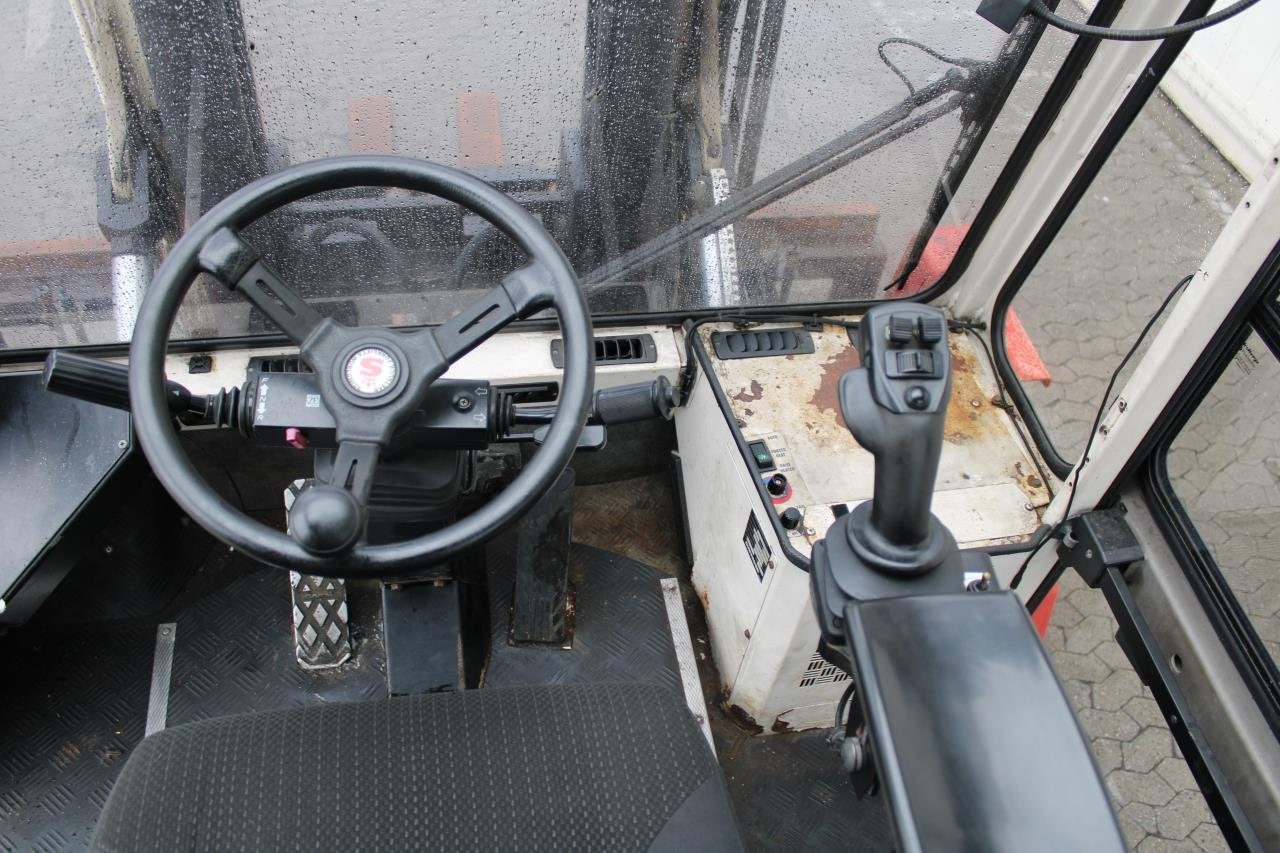 SveTruck 1560 - 柴油叉车:图4 SveTruck 1560 - 柴油叉车:图4