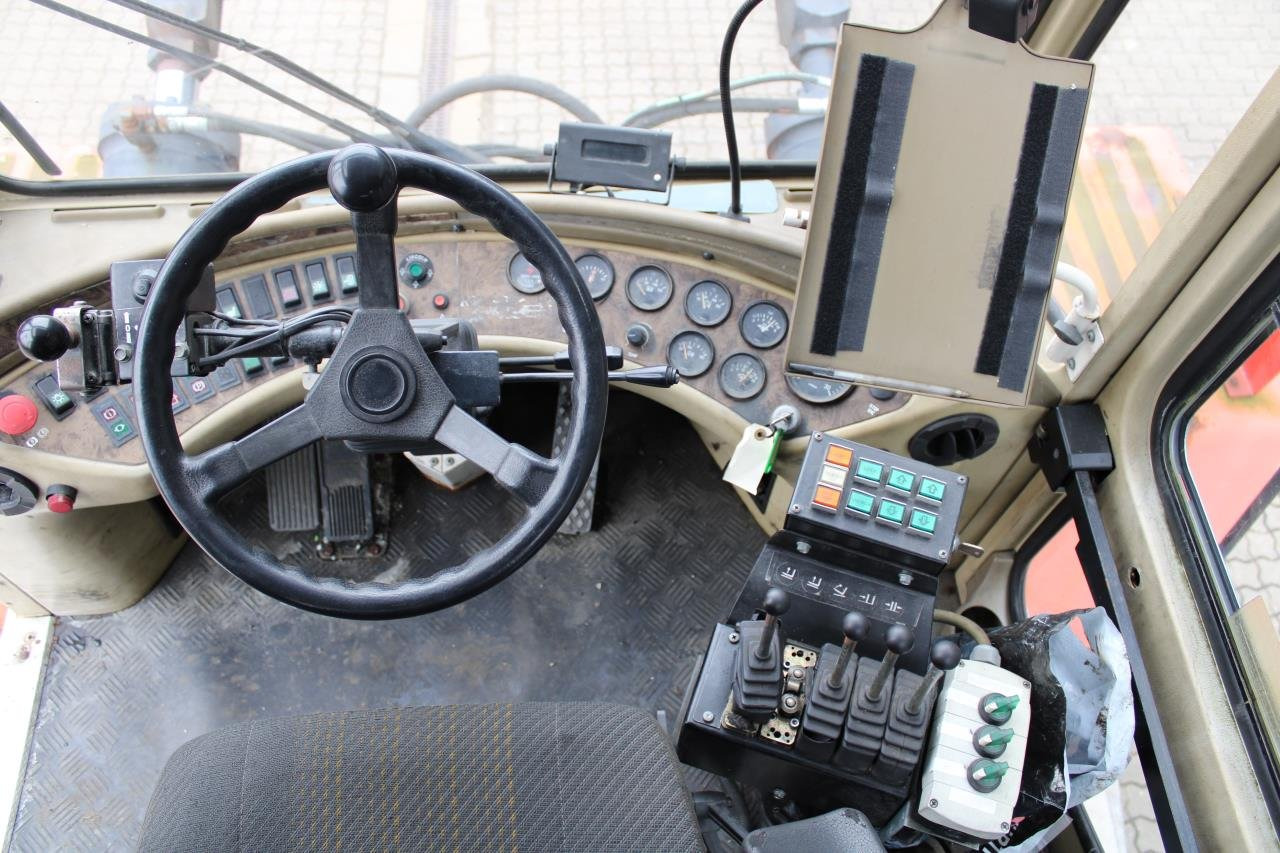 SveTruck 35120-50 - 柴油叉车:图4 SveTruck 35120-50 - 柴油叉车:图4