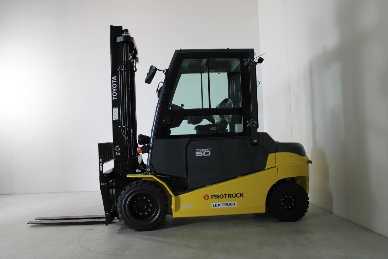 Toyota 9FBM50T - 电动叉车:图1 Toyota 9FBM50T - 电动叉车:图1