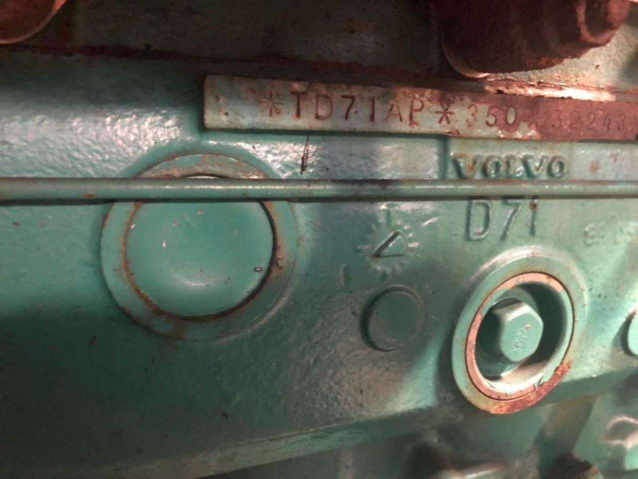 Volvo TD71AP - 发动机:图3 Volvo TD71AP - 发动机:图3