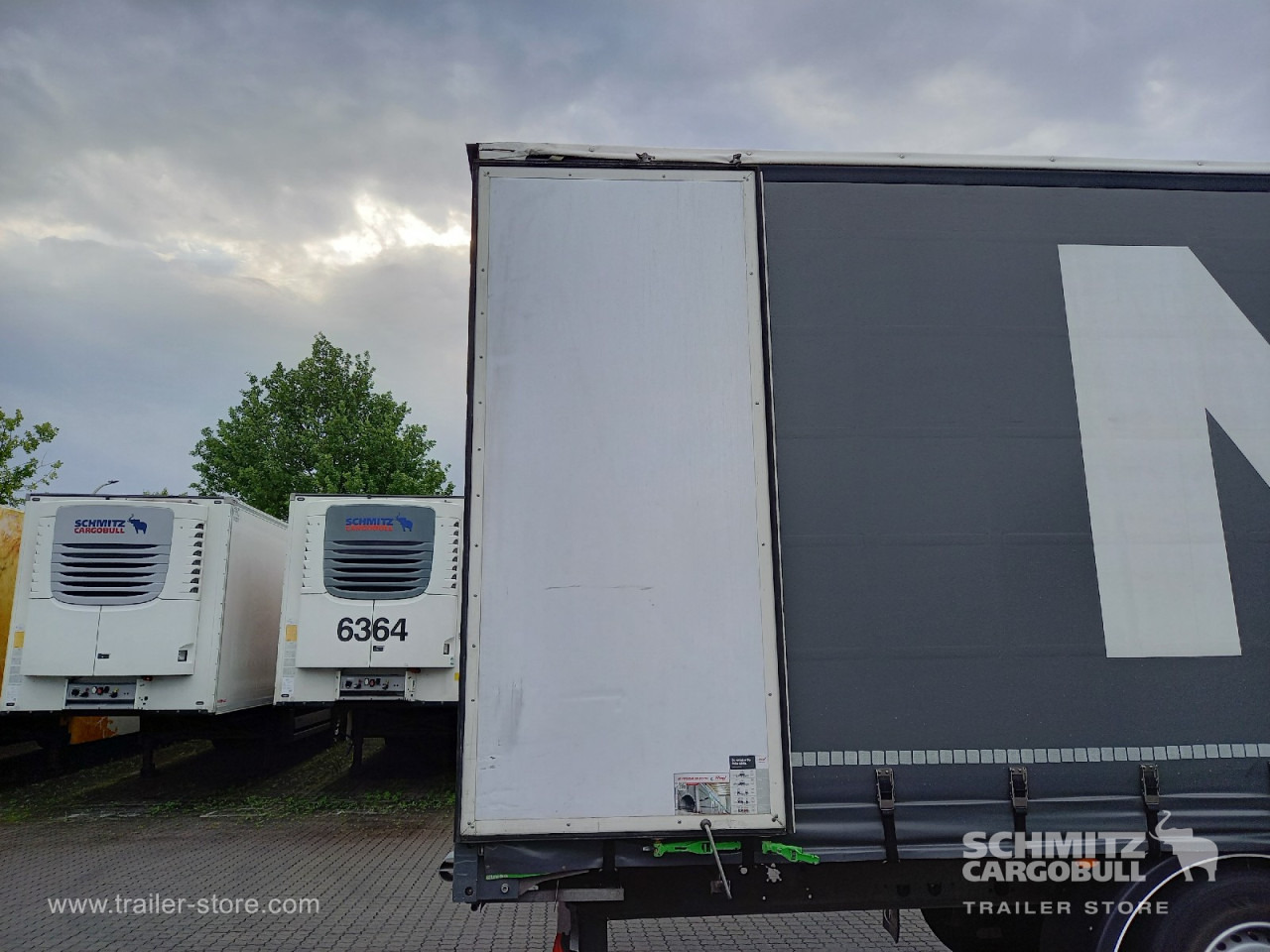 FLIEGL Auflieger Curtainsider Coil - 侧帘半拖车:图2 FLIEGL Auflieger Curtainsider Coil - 侧帘半拖车:图2