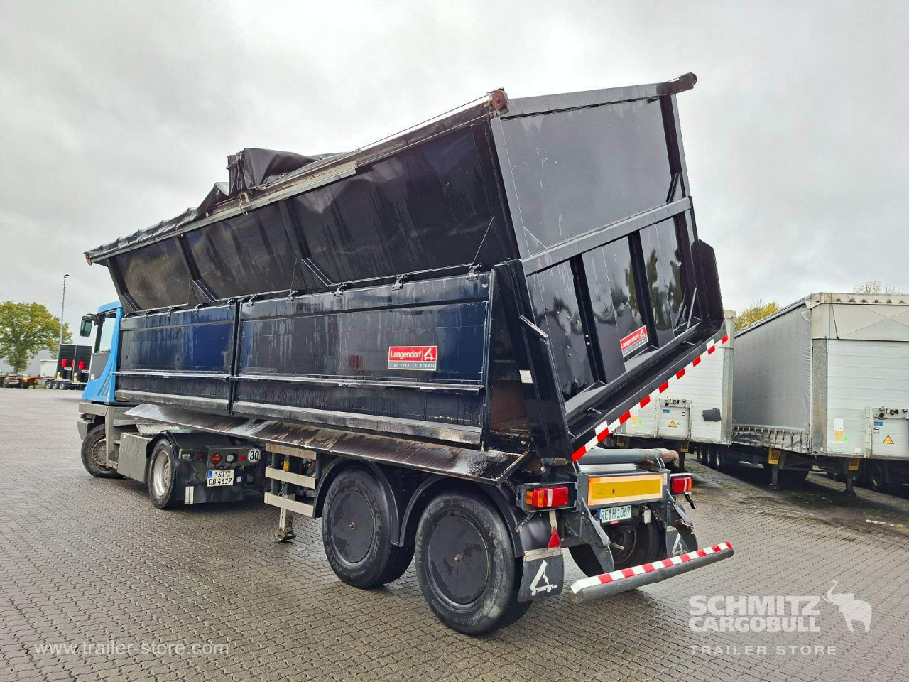 KEMPF Auflieger Kipper Stahlrundmulde 36m³ - 翻斗半拖车:图5 KEMPF Auflieger Kipper Stahlrundmulde 36m³ - 翻斗半拖车:图5