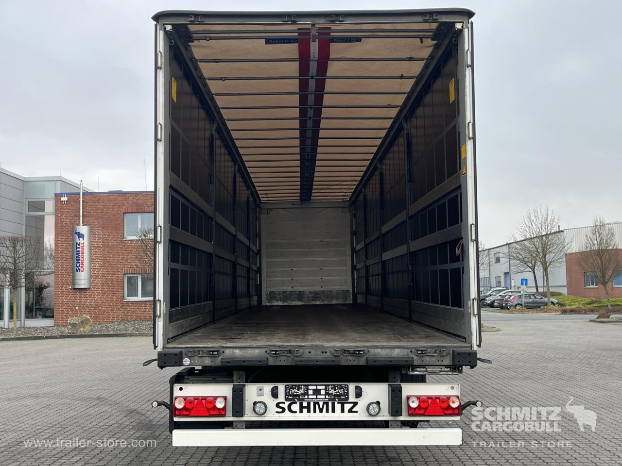 SCHMITZ Auflieger Curtainsider Standard - 侧帘半拖车:图5 SCHMITZ Auflieger Curtainsider Standard - 侧帘半拖车:图5