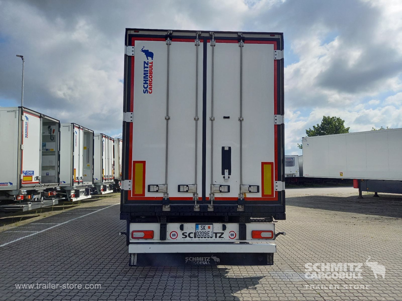 SCHMITZ Auflieger Tiefkühler Fleischhang - 等温半拖车:图2 SCHMITZ Auflieger Tiefkühler Fleischhang - 等温半拖车:图2