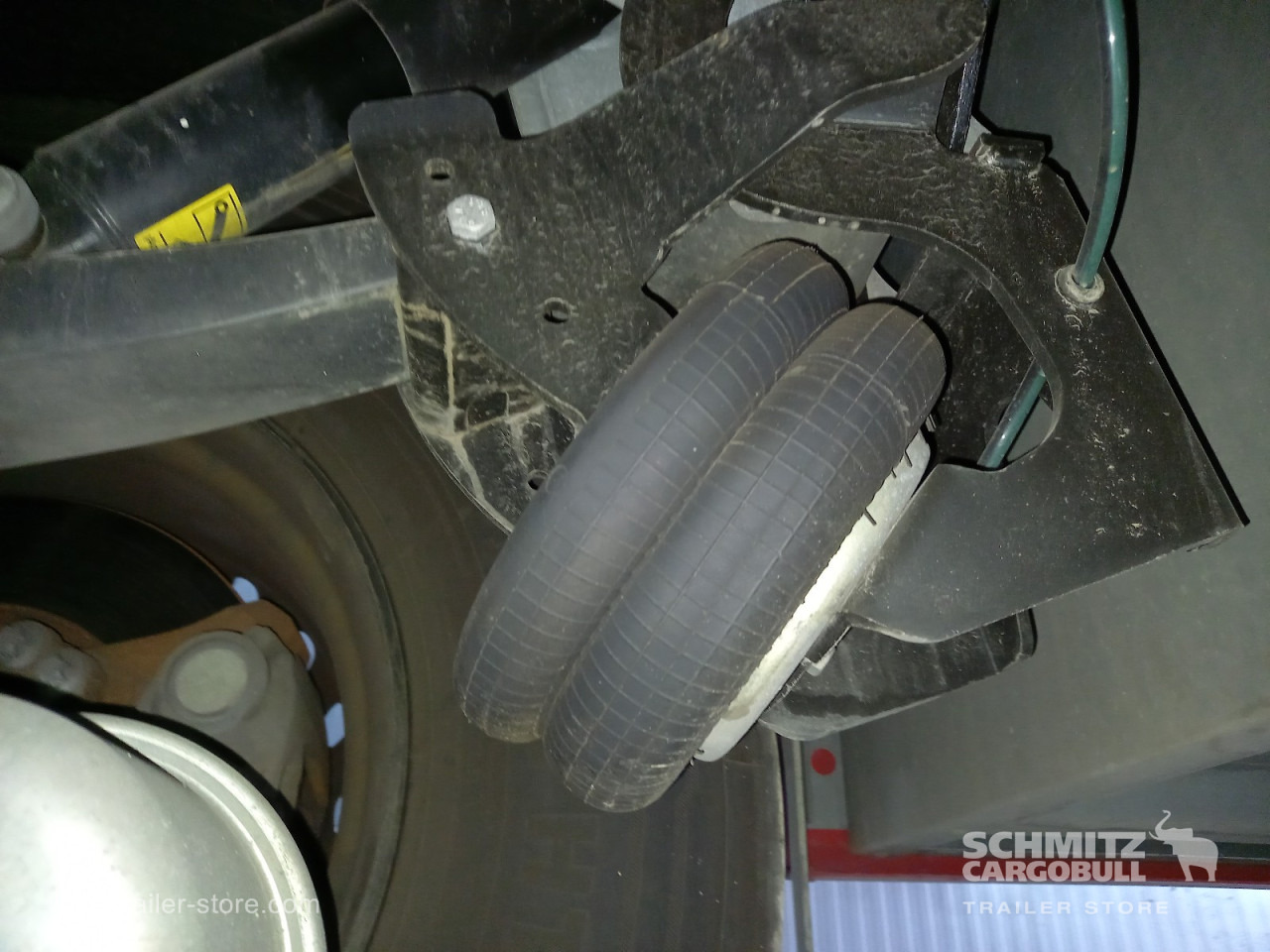 SCHMITZ Auflieger Tiefkühler Multitemp - 等温半拖车:图3 SCHMITZ Auflieger Tiefkühler Multitemp - 等温半拖车:图3