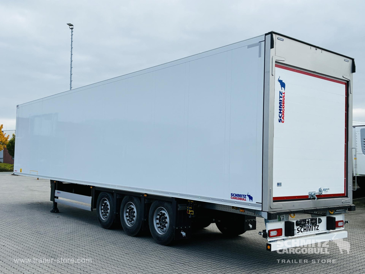 SCHMITZ Auflieger Tiefkühler Standard Double deck - 等温半拖车:图1 SCHMITZ Auflieger Tiefkühler Standard Double deck - 等温半拖车:图1