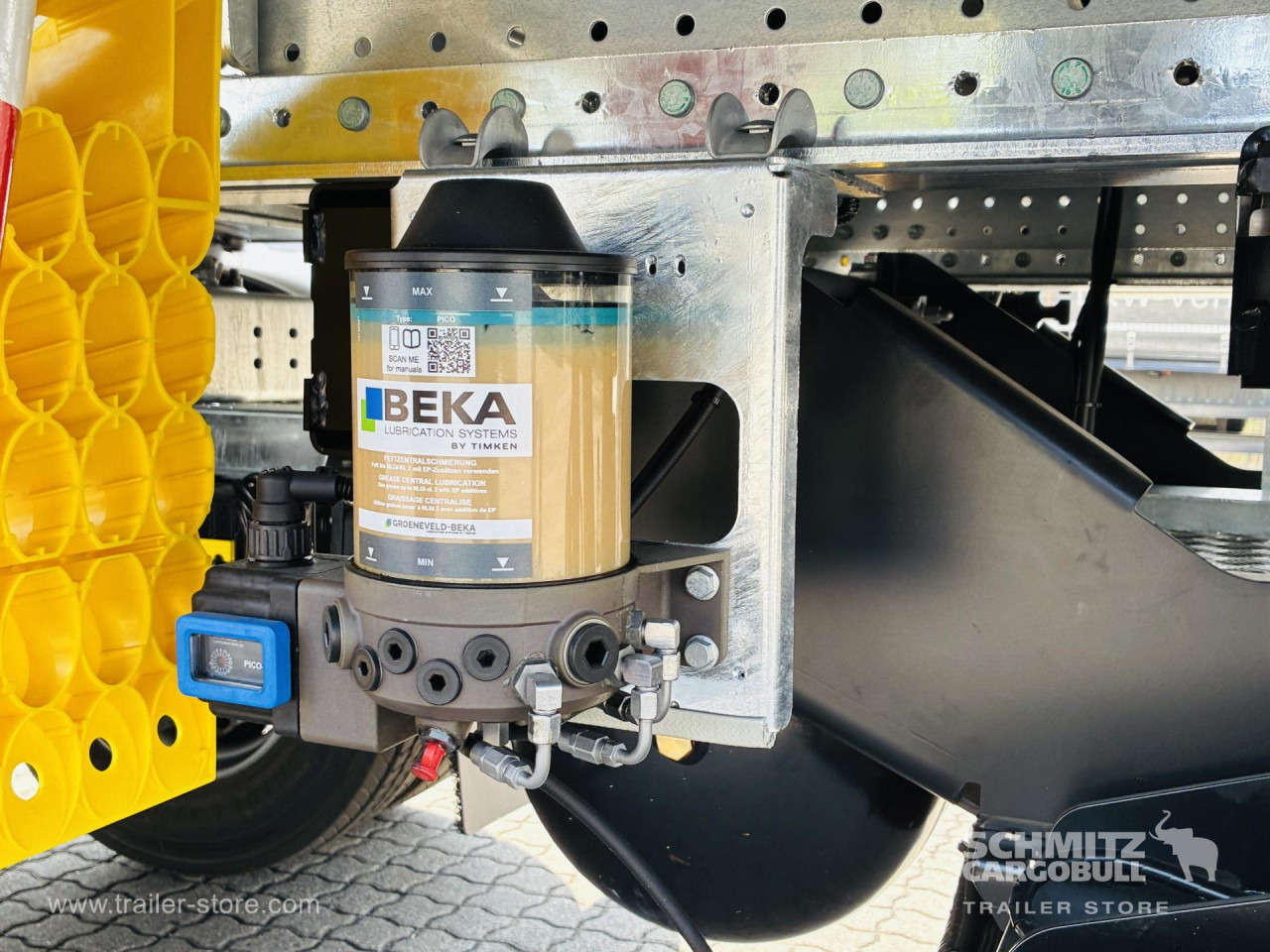 SCHMITZ Auflieger Tiefkühler Standard Taillift - 等温半拖车:图5 SCHMITZ Auflieger Tiefkühler Standard Taillift - 等温半拖车:图5