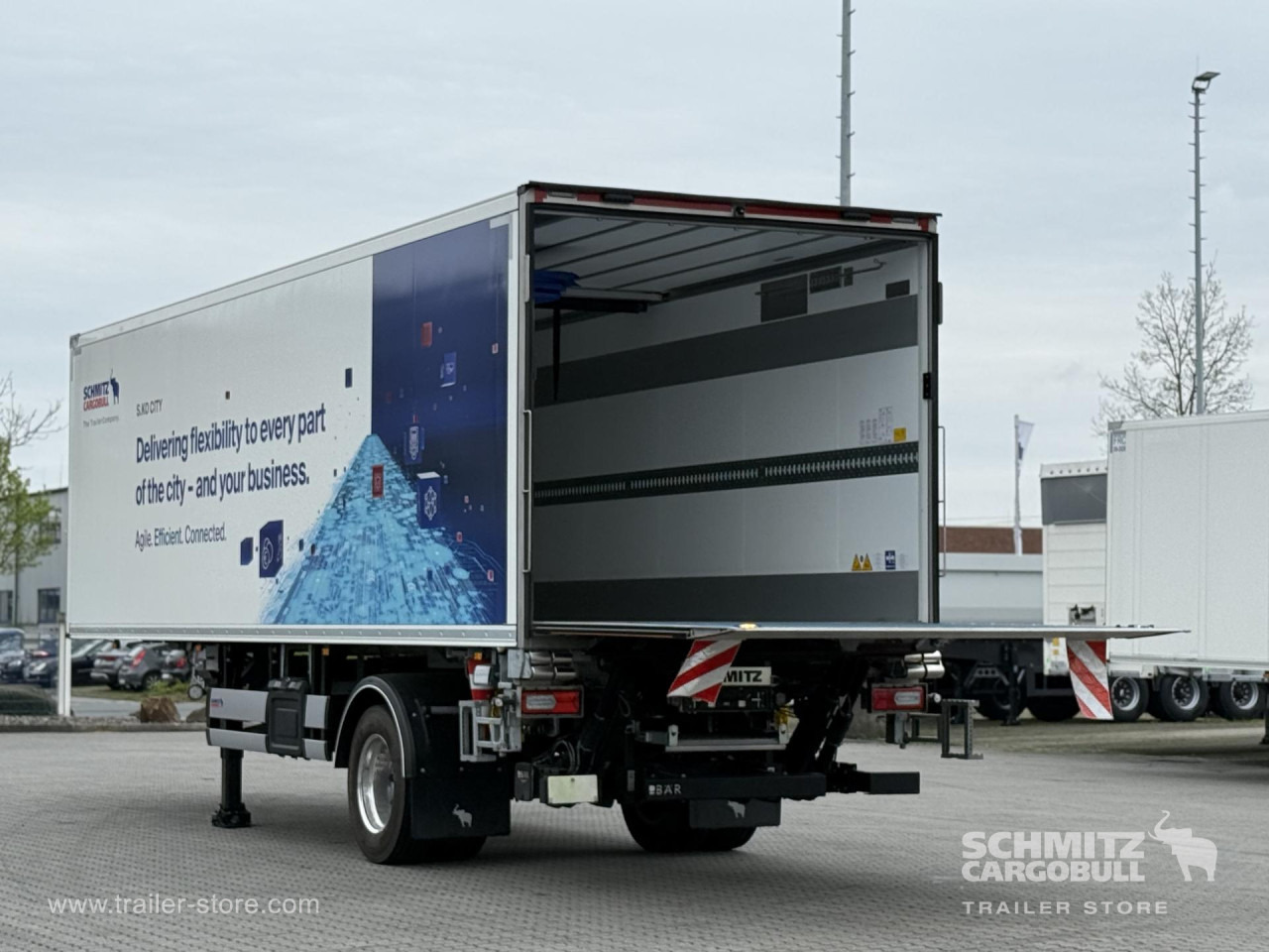 SCHMITZ Auflieger Tiefkühler Standard Taillift - 等温半拖车:图1 SCHMITZ Auflieger Tiefkühler Standard Taillift - 等温半拖车:图1