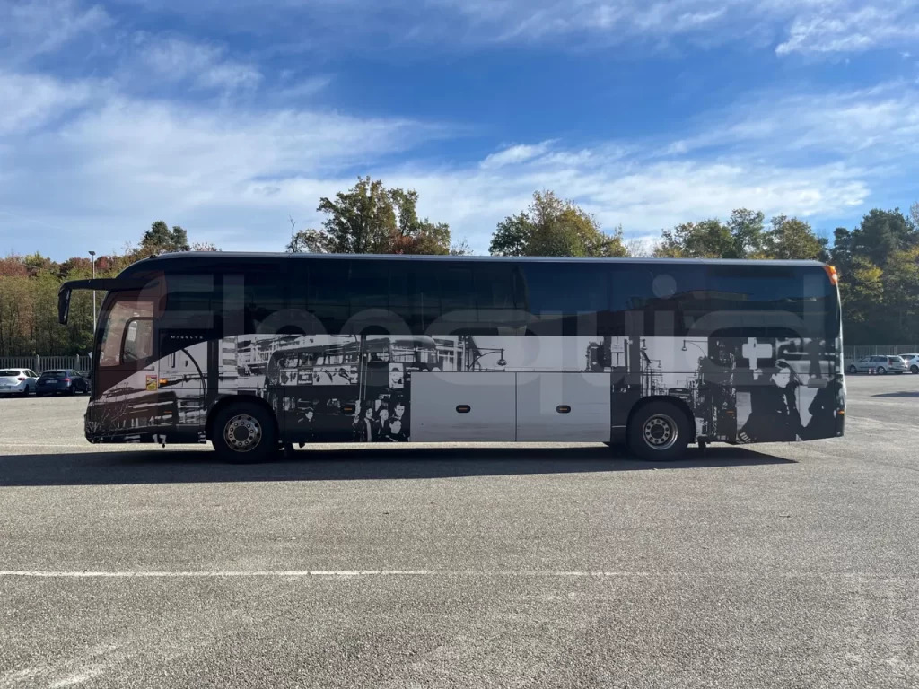 N.1 IVECO MAGELYS – Anno 2016 - 长途客车:图1 N.1 IVECO MAGELYS – Anno 2016 - 长途客车:图1