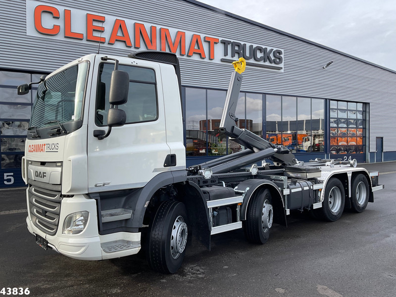 DAF FAC CF 370 8x2 NIEUWE Hyvalift 26 Ton haakarmsysteem!! Just 177.485 km! - 吊钩升降车:图1 DAF FAC CF 370 8x2 NIEUWE Hyvalift 26 Ton haakarmsysteem!! Just 177.485 km! - 吊钩升降车:图1