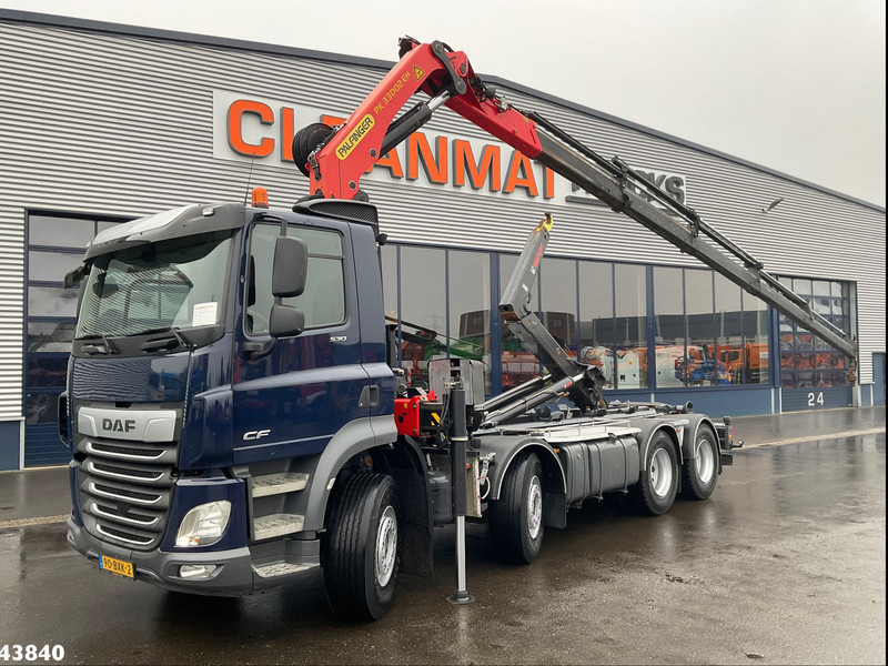 DAF FAD CF 530 8x4 Euro 6 Palfinger 33 Tonmeter laadkraan - 吊钩升降车, 起重车:图1 DAF FAD CF 530 8x4 Euro 6 Palfinger 33 Tonmeter laadkraan - 吊钩升降车, 起重车:图1