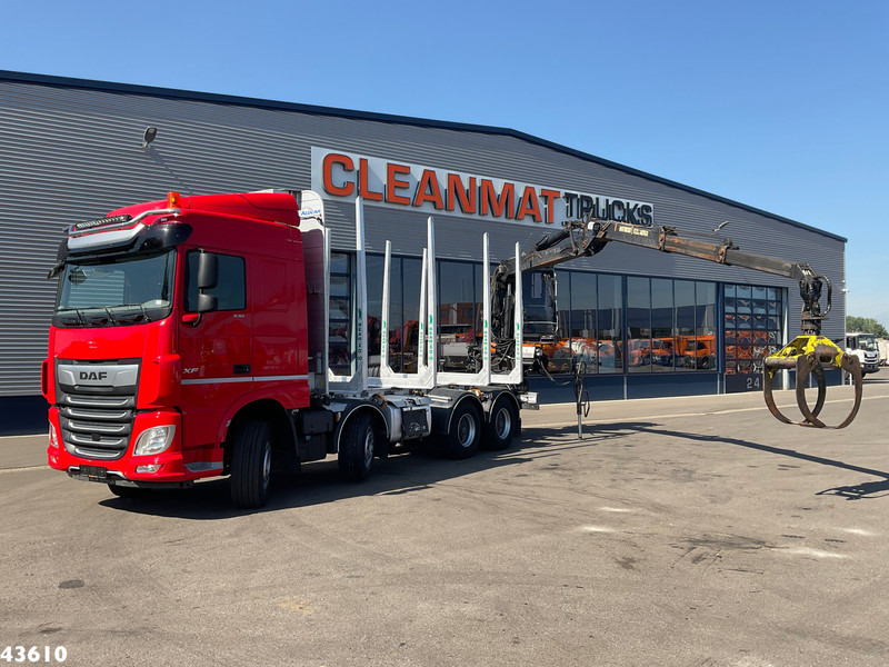 DAF FAD XF 530 8x4 Holzkran - 起重车:图1 DAF FAD XF 530 8x4 Holzkran - 起重车:图1