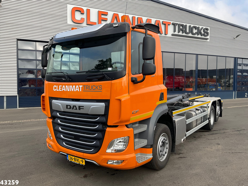 DAF FAN CF 430 VDL 21 Ton haakarmsysteem - 吊钩升降车:图2 DAF FAN CF 430 VDL 21 Ton haakarmsysteem - 吊钩升降车:图2