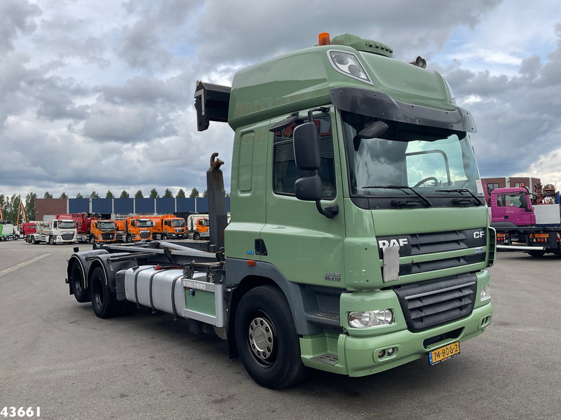 DAF FAS 85 CF 410 VDL 21 Ton haakarmsysteem - 吊钩升降车:图3 DAF FAS 85 CF 410 VDL 21 Ton haakarmsysteem - 吊钩升降车:图3