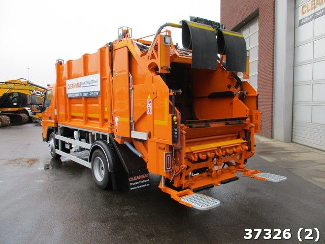 FUSO Canter 9C18 - 垃圾车:图2 FUSO Canter 9C18 - 垃圾车:图2