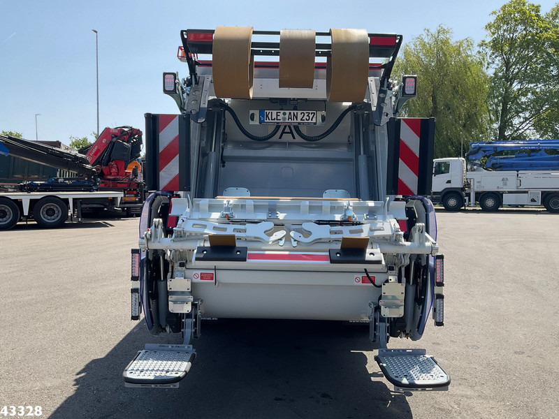 FUSO Canter Terberg 7m³ - 垃圾车:图4 FUSO Canter Terberg 7m³ - 垃圾车:图4