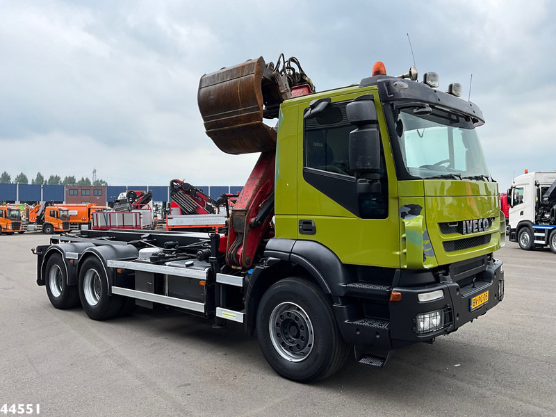 Iveco AD260T41 6x4 HMF 16 Tonmeter Z-kraan - 光缆系统卡车, 起重车:图3 Iveco AD260T41 6x4 HMF 16 Tonmeter Z-kraan - 光缆系统卡车, 起重车:图3