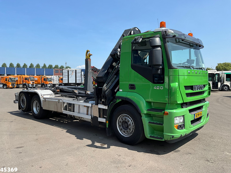 Iveco Stralis AD260S42Y HMF 20 Tonmeter laadkraan - 吊钩升降车, 起重车:图3 Iveco Stralis AD260S42Y HMF 20 Tonmeter laadkraan - 吊钩升降车, 起重车:图3