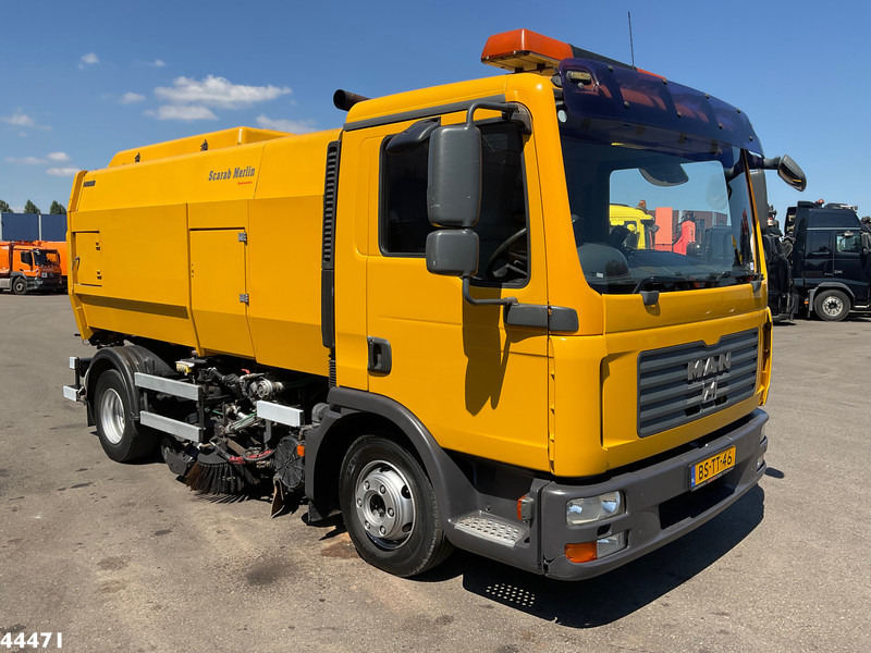 MAN TGL 12.180 Scarab Merlin Just 214.747 km! - 道路清扫机:图5 MAN TGL 12.180 Scarab Merlin Just 214.747 km! - 道路清扫机:图5