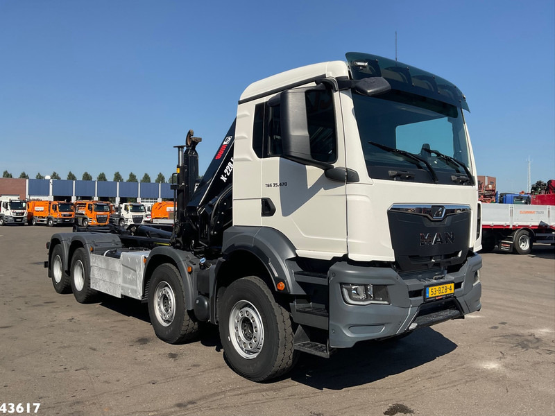 MAN TGS 32.470 8x4 Euro 6 Hiab 22 Tonmeter laadkraan Just 68.765 Km! - 起重车:图5 MAN TGS 32.470 8x4 Euro 6 Hiab 22 Tonmeter laadkraan Just 68.765 Km! - 起重车:图5