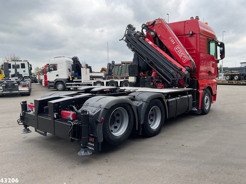 MAN TGX 28.440 Fassi 29 Tonmeter laadkraan - 起重车:图4 MAN TGX 28.440 Fassi 29 Tonmeter laadkraan - 起重车:图4