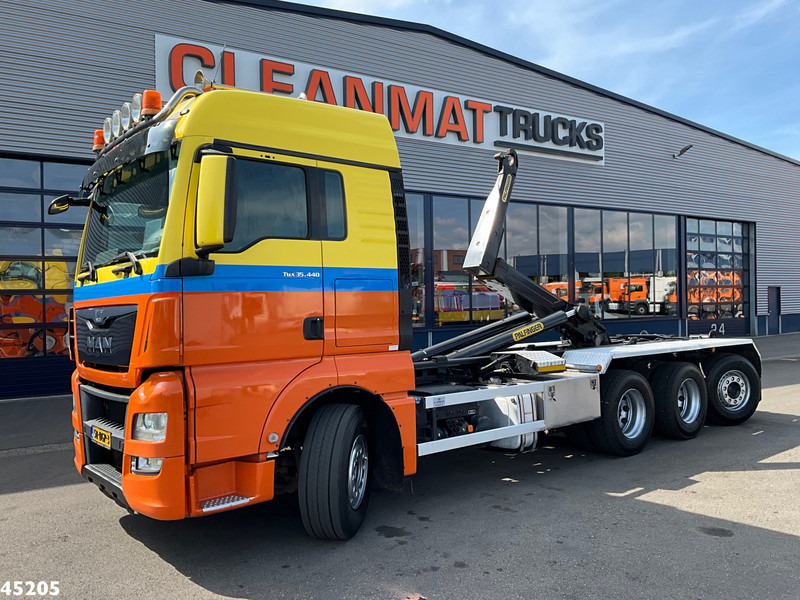 MAN TGX 35.440 Euro 6 8x4 26 Ton haakarmsysteem - 吊钩升降车:图1 MAN TGX 35.440 Euro 6 8x4 26 Ton haakarmsysteem - 吊钩升降车:图1