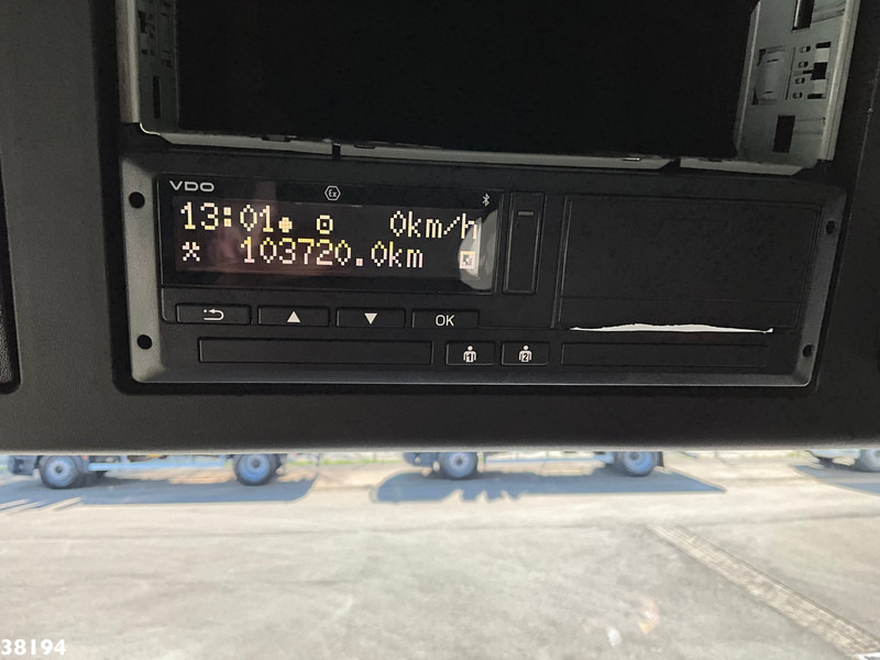 垃圾车 Mercedes-Benz Antos 2533 Euro 6 Zoeller 23m³ Just 103.720 km!：图18