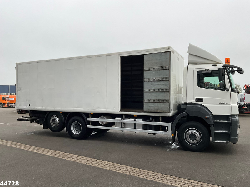 Mercedes-Benz Axor 2636 6x2 Dhollandia laadklep Just 265.901 km! - 厢式卡车:图5 Mercedes-Benz Axor 2636 6x2 Dhollandia laadklep Just 265.901 km! - 厢式卡车:图5