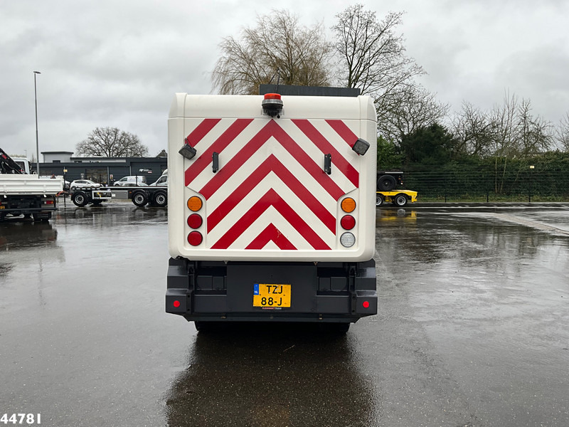 Ravo 540 CD Euro 6 with 3-rd brush - 道路清扫机:图5 Ravo 540 CD Euro 6 with 3-rd brush - 道路清扫机:图5