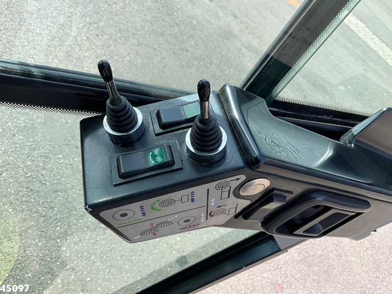 道路清扫机 Ravo 540 Euro 6 with 3-rd brush:图12 道路清扫机 Ravo 540 Euro 6 with 3-rd brush:图12