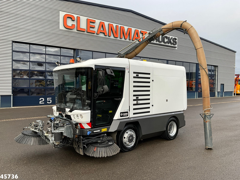 Ravo 540 Euro 6 with new 3-rd brush! - 道路清扫机:图1 Ravo 540 Euro 6 with new 3-rd brush! - 道路清扫机:图1