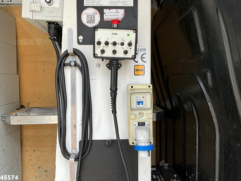 卡车 Renault Master T35 2.3 DCI Euro 6 Klubb 12,5 meter hoogwerker:图12 卡车 Renault Master T35 2.3 DCI Euro 6 Klubb 12,5 meter hoogwerker:图12